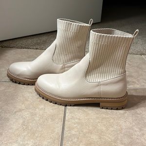 Boots!